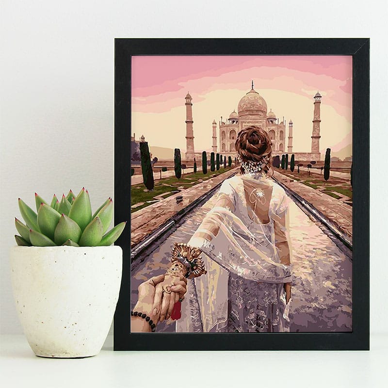 Pärchen beim Besuch des Taj Mahal